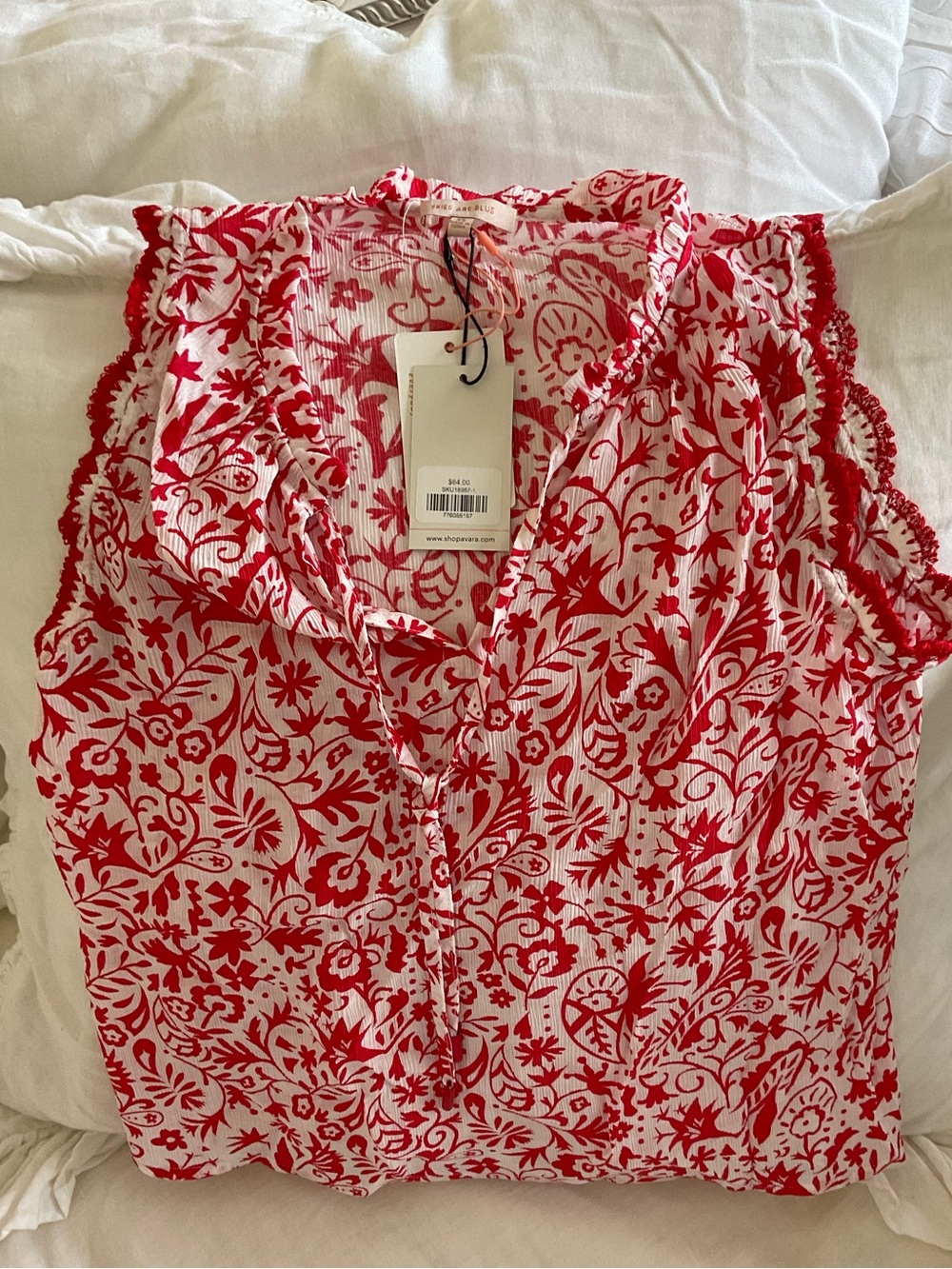 Skies Are Blue Red & White Floral Ruffle V-Neck Top